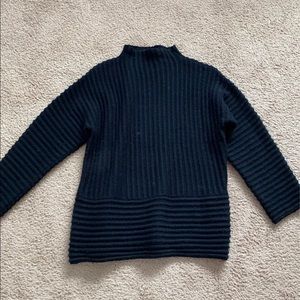 Brand new XS DKNY black sweater